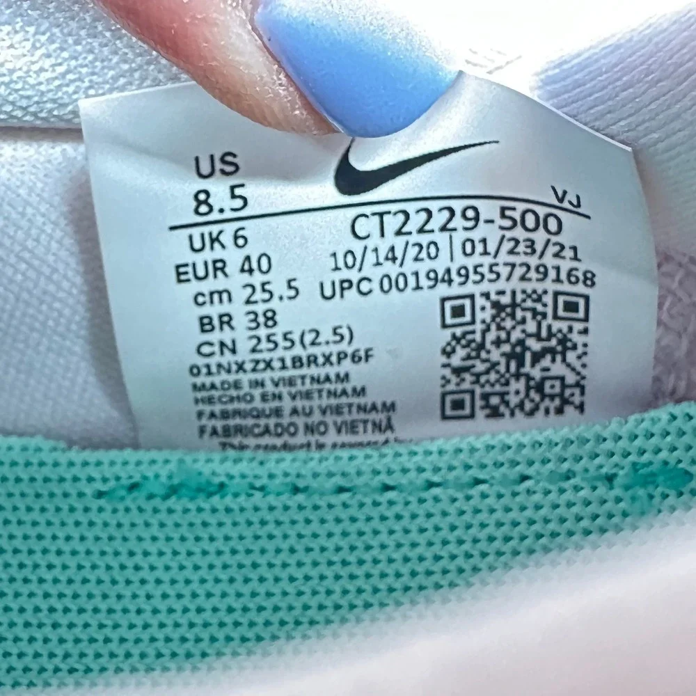 Nike ZoomX Invincible‎ Run Flyknit Veneta Purple Ghost CT2229-500 Womens 8.5